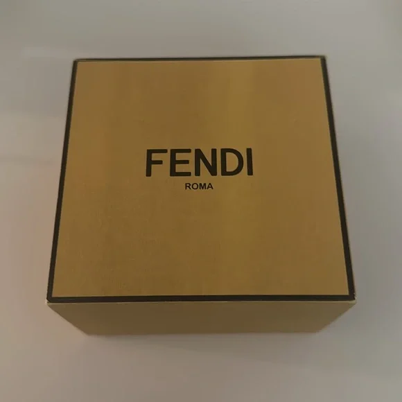 Fendi Gold Colored Baguette Bracelet - Picture 9 of 10